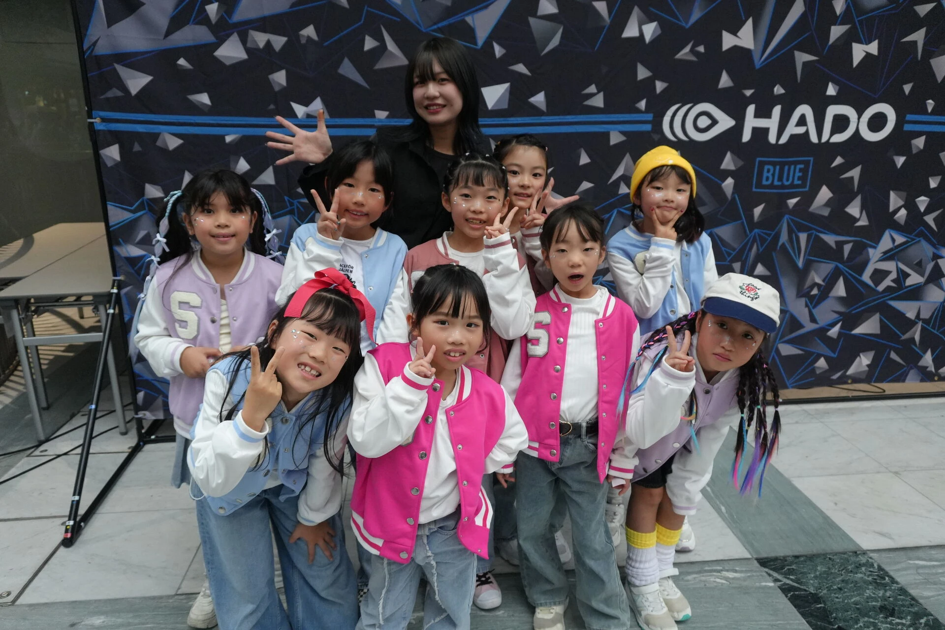 LINE_ALBUM_HOOP DANCE 写真_250224_12